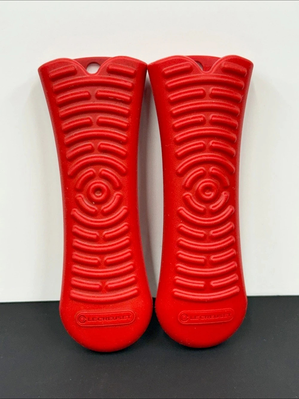 Le Creuset Silicone Handle Grips Set of 2 Red